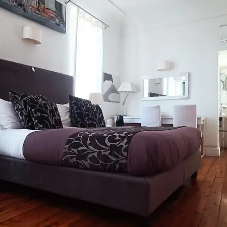 Alojamento de Acomodação e Pequeno-almoço Relais Piazza Dei Martiri