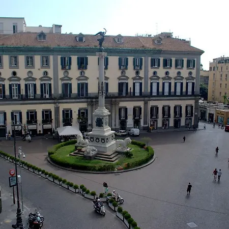 Relais Piazza Dei Martiri Bed & Breakfast Neapol