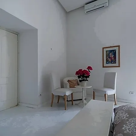 Bed & Breakfast Relais Piazza Dei Martiri Napoli