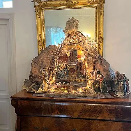 Relais Piazza Dei Martiri Napoli