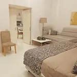 Relais Piazza Dei Martiri 4* Napoli